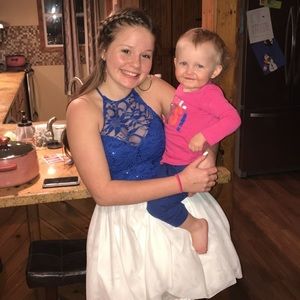 Meet your Posher, Hailey